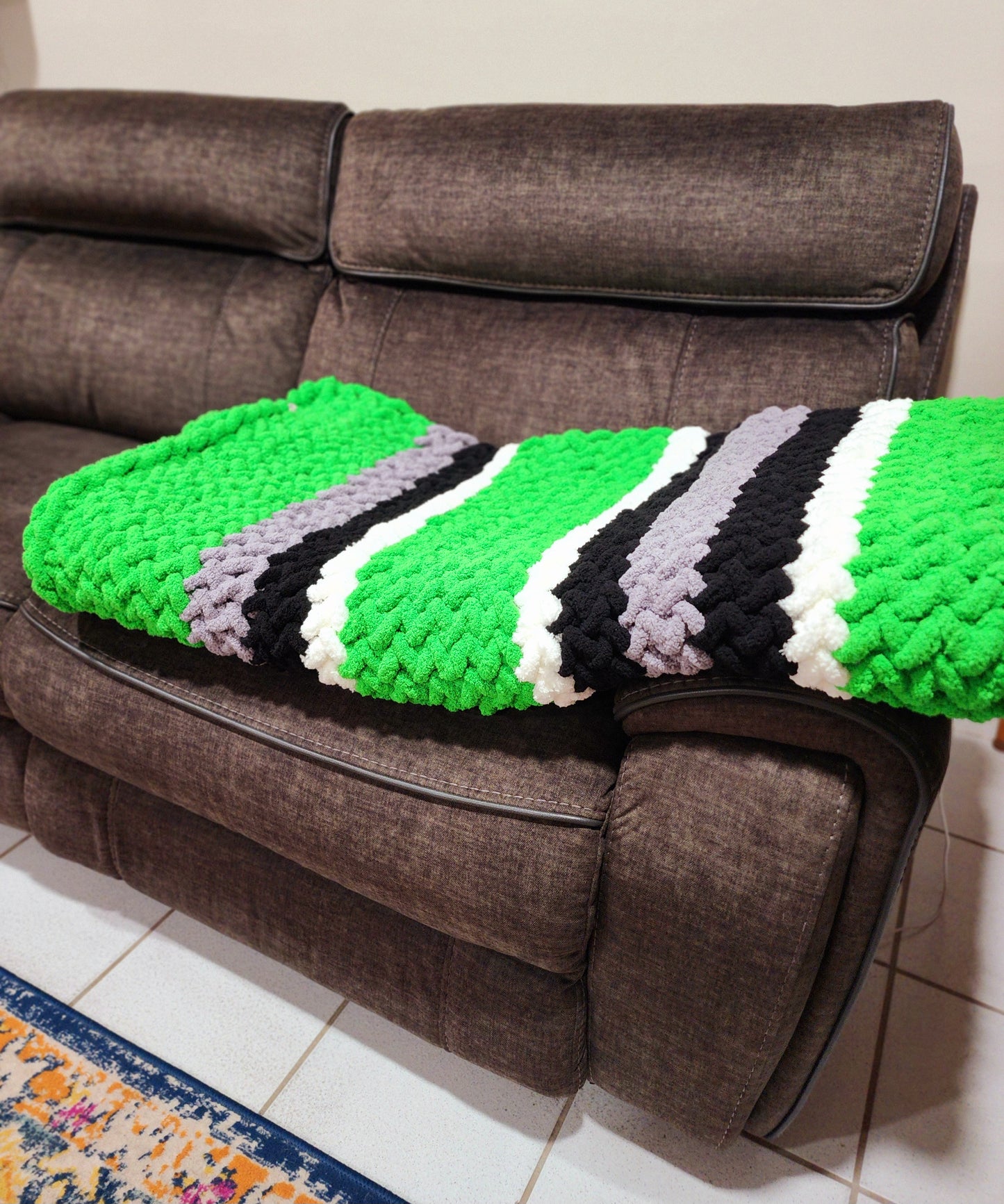 Let me customize blankets for you!